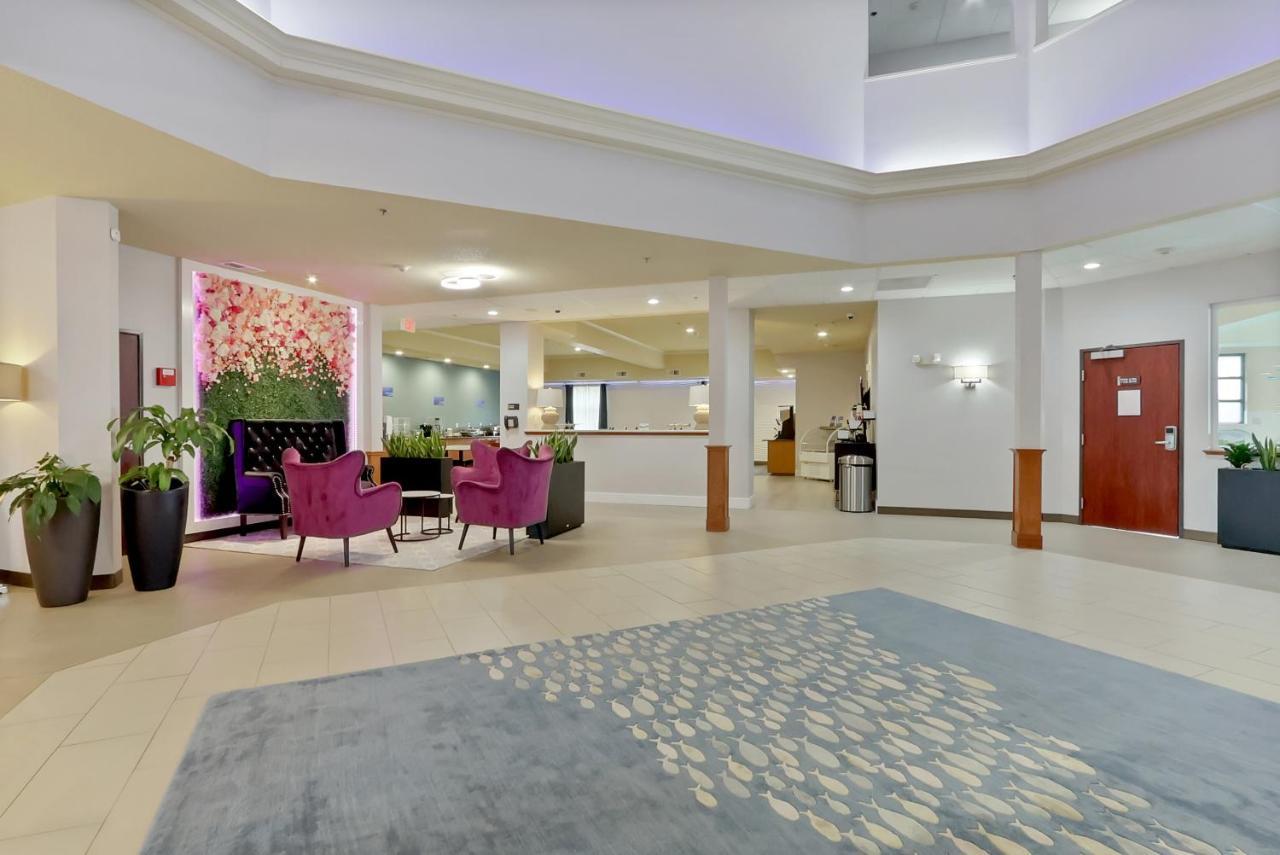 Best Western Liberty Inn Dupont Jblm Esterno foto