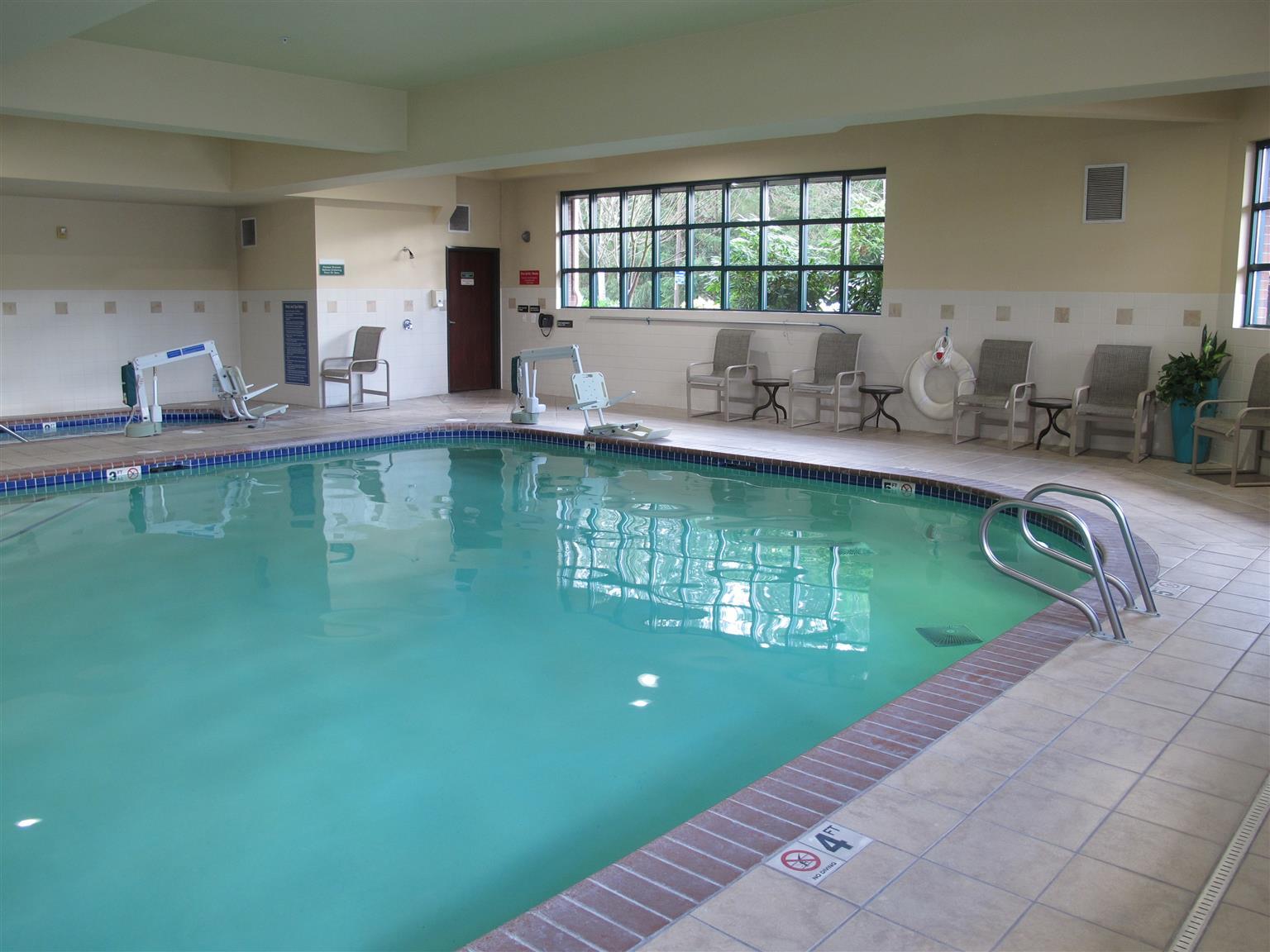 Best Western Liberty Inn Dupont Jblm Esterno foto