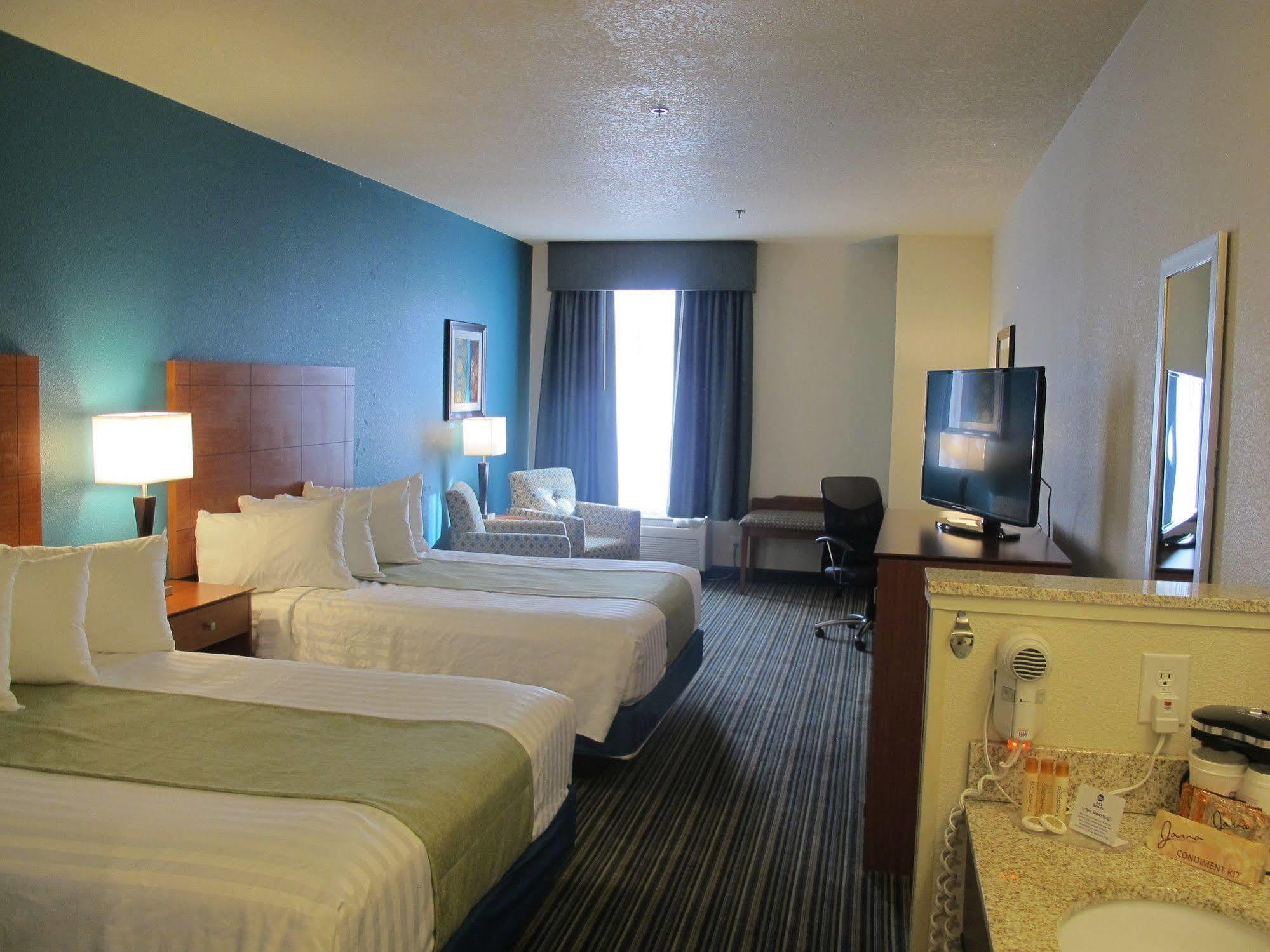 Best Western Liberty Inn Dupont Jblm Esterno foto